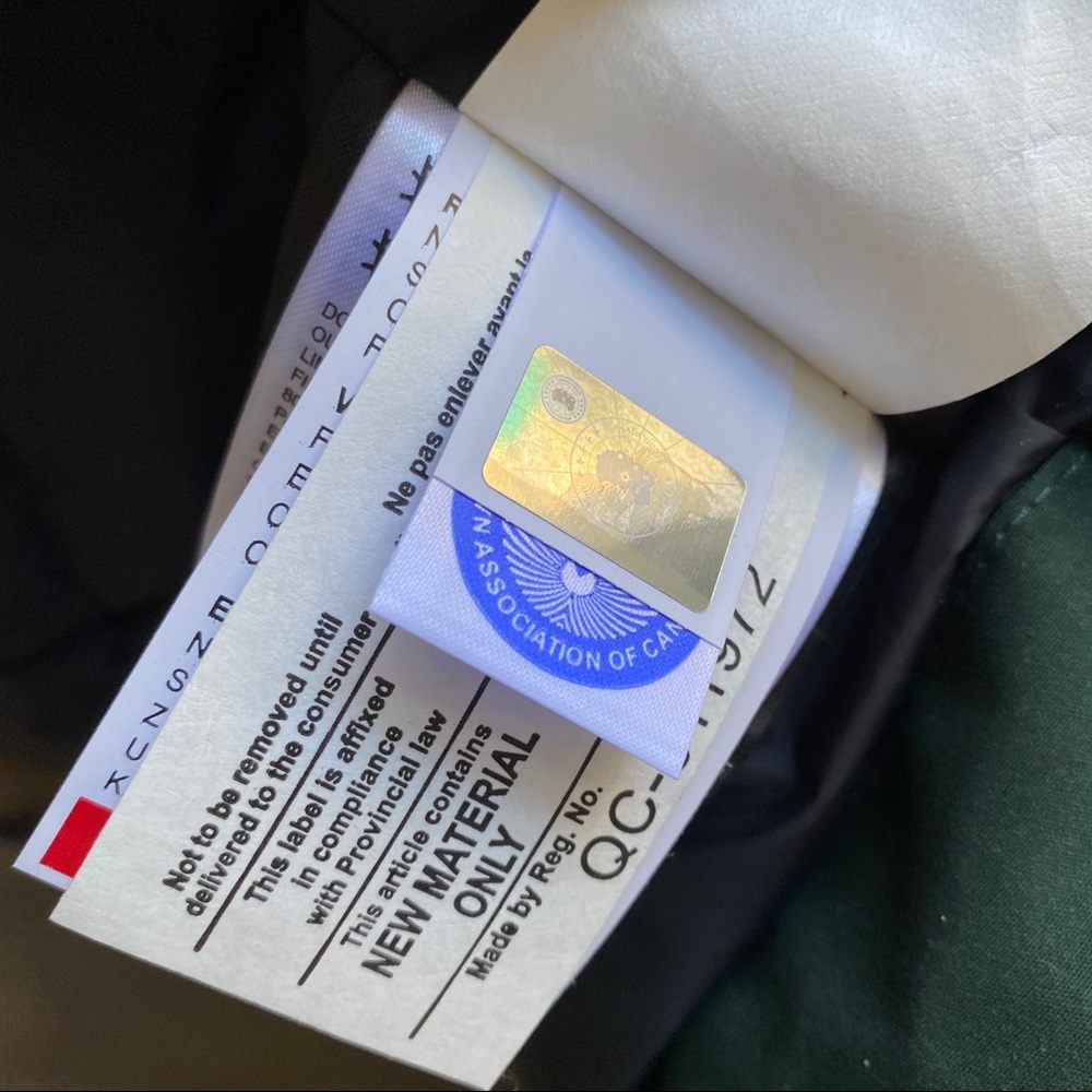 Canada Goose • Langford Down Parka - Picture 12 of 16